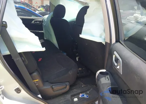 2015 Nissan Pathfinder Sv z USA, uszkodzony, nr VIN 5N1AR2MM6FC668911